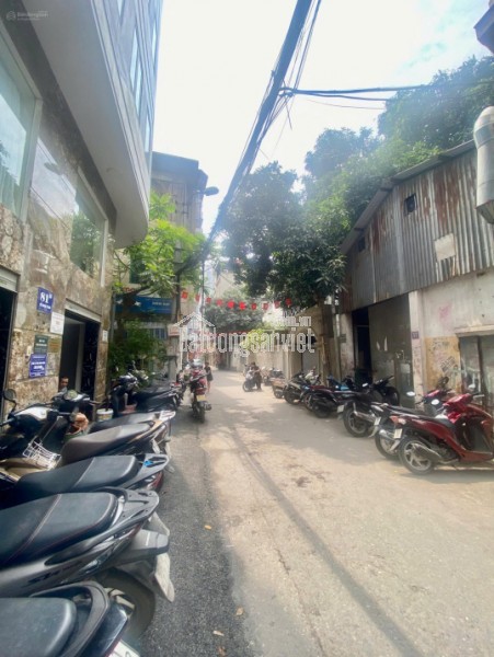 Tôi cần bán gấp nhà mặt ngõ Vũ Ngọc Phan, 44,7 tỷ, 144m2 Láng Thượng, Đống Đa, Hà Nội