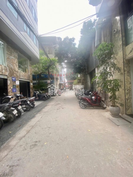 Tôi cần bán gấp nhà mặt ngõ Vũ Ngọc Phan, 44,7 tỷ, 144m2 Láng Thượng, Đống Đa, Hà Nội