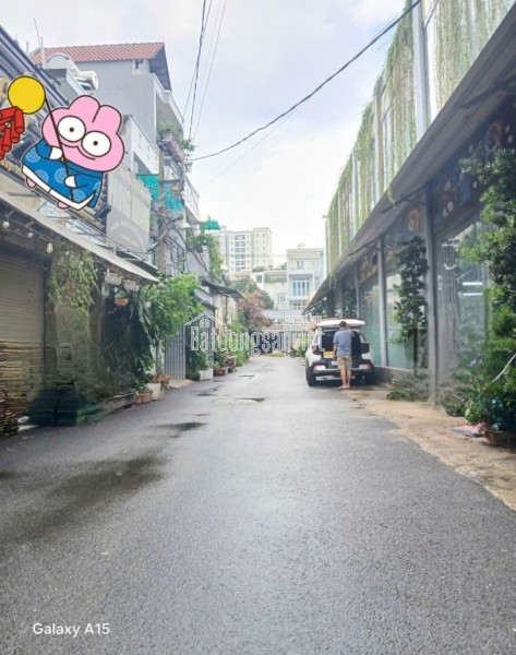 Bán Nhà 3 Tầng Mới Đẹp, 4PN – SHR Hoàn Công – Gần Nguyễn Thị Búp, Quận 12