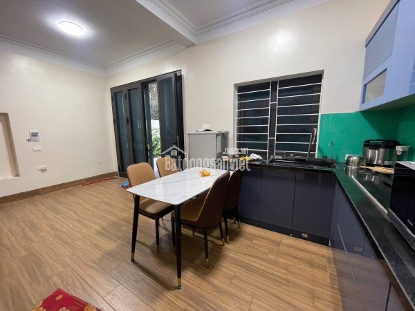 Bán Nhà Định Công Thượng 30m2 4T 5m MT 6.95 tỷ Hoàng Mai NGÕ THÔNG THOÁNG_ VỊ TRÍ ĐẸP - Ô TÔ ĐỖ
