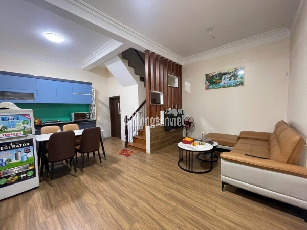 Bán Nhà Định Công Thượng 30m2 4T 5m MT 6.95 tỷ Hoàng Mai NGÕ THÔNG THOÁNG_ VỊ TRÍ ĐẸP - Ô TÔ ĐỖ