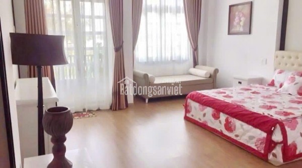 Mặt phố 90m2 - Giá 13 tỷ - 4 tầng - 4PN - Ngang 5m - Đường D4 - Quận 7