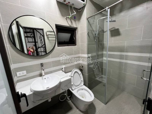 Chính chủ cho thuê nhà mới, lô góc,vỉa hè, 91m2- 4T, Chùa Láng_29 Tr - 0943468783