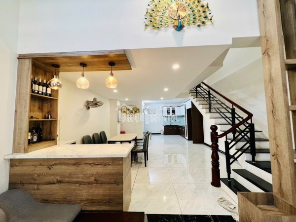 BÁN NHÀ 2 LẦU - HẺM XE MÁY HỒ TÙNG MẬU KDC BÌNH ĐƯỜNG 2 CÁCH PHƯỜNG LINH TÂY THỦ ĐỨC MỘT CON ĐƯỜNG.