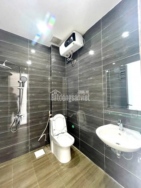 bán nhà Kim Hoa 38/45m2. 3 tầng. mặt tiền 3.3m giá đẹp 6.3 tỷ Đống Đa Hà Nội