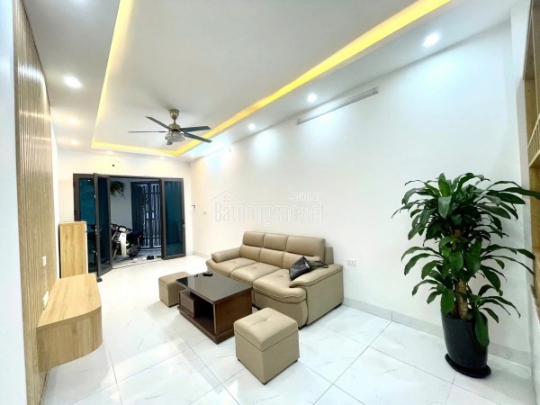 bán nhà Kim Hoa 38/45m2. 3 tầng. mặt tiền 3.3m giá đẹp 6.3 tỷ Đống Đa Hà Nội