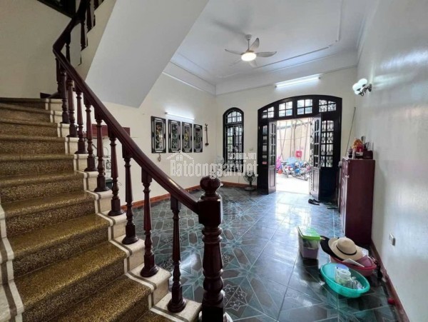 BÁN NHÀ PHÚC DIỄN – 54M² – 9.6 TỶ – MẶT TIỀN 5M – Ô TÔ ĐỖ CỬA – NGÕ THOÁNG