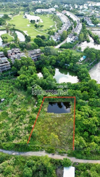 Cần Bán Căn Nhà 3 tầng Tâm Huyết , 
 Vị trí : Khu Tập Thể Bình Khê - Phường phước Tân  - Nha
