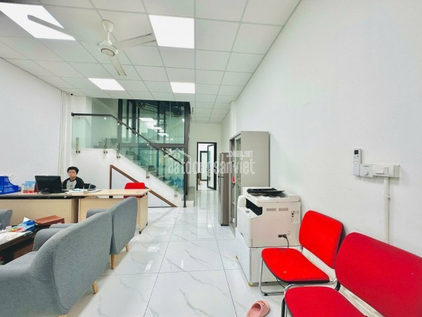BÁN GẤP NHÀ PHỐ VIỆT HƯNG 41M2 LÔ GÓC 6 TẦNG, Ô TÔ VÀO NHÀ, NGÕ THÔNG 8.X TỶ