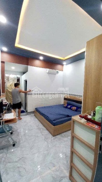 Nhà sân vườn HXH 92.6m2 - Giá 8.3 tỷ - 3PN - Phạm Hữu Lầu - Quận 7