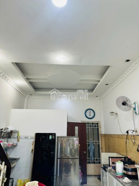 BÁN NHÀ 686 CÁCH MẠNG THÁNG 8, PHƯỜNG 5, QUẬN TÂN BÌNH – 4 TẦNG, NỞ HẬU, GIÁ TỐT