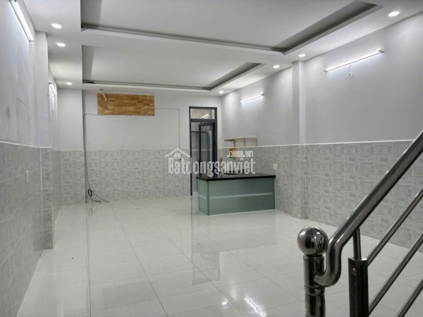 BÁN NHÀ MẶT TIỀN 129 LIÊN KHU 10-11, PHƯỜNG BÌNH TRỊ ĐÔNG, QUẬN BÌNH TÂN – CĂN GÓC ĐẸP, THUẬN TIỆN