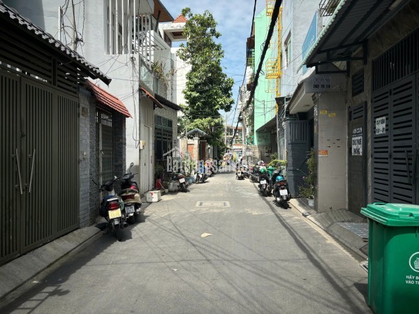 Bán Nhà HXH Đường Trường Chinh, P.14, Q. Tân Bình - 3.7m x 26m - Chỉ 10.2 Tỷ