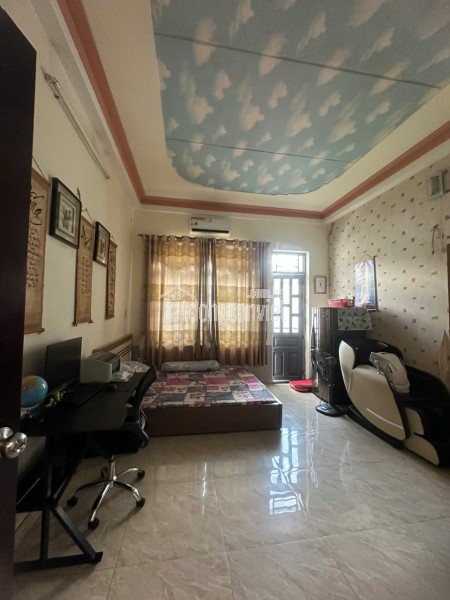 Bán Nhà HXH Đường Hoàng Văn Thụ, P.4, Q. Tân Bình, 4x14m, 10 Tỷ