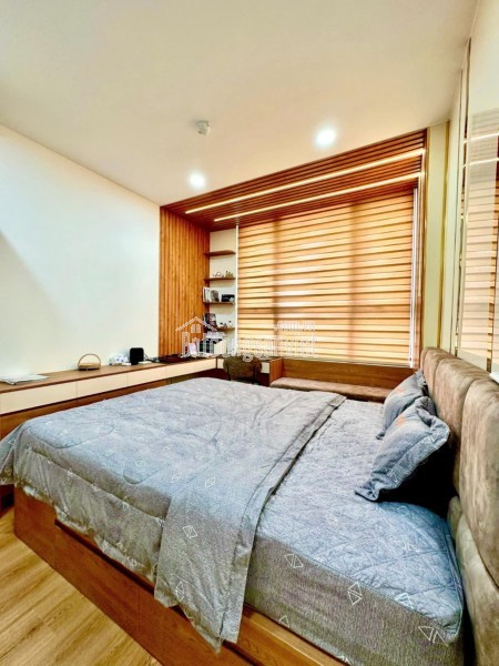 CĂN HỘ THE WESTERN CAPITAL - QUẬN 6: 50M², 2 PN, HƯỚNG NAM, GIÁ CHỈ 2.2 TỶ!