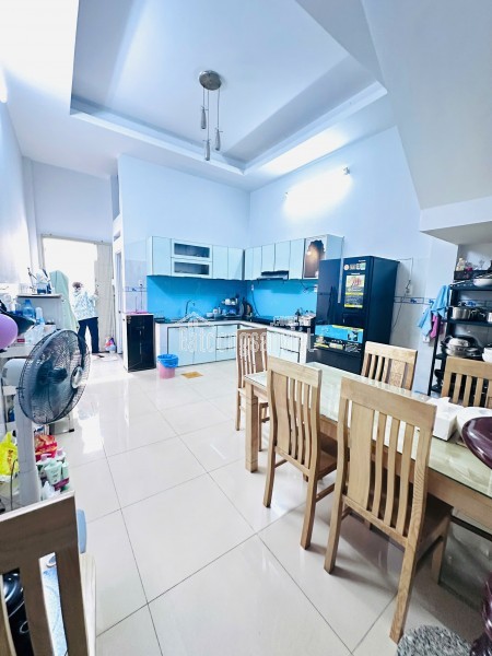 BÁN NHÀ 2 TẦNG - MÃ LÒ - 4X15 - HẺM XE HƠI - CHỈ HƠN 3 TỶ