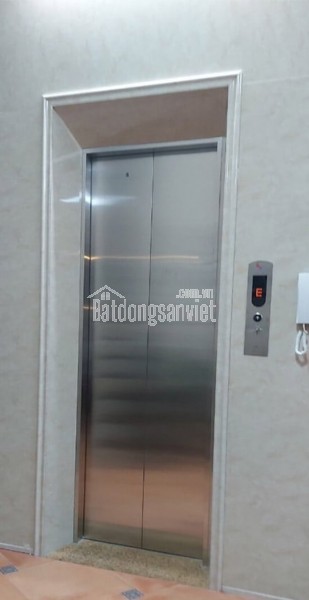 Tôi chủ nhà cho thuê nhà lô góc, mới,vỉa hè, 93m2- 5T, Giảng Võ_30 Tr