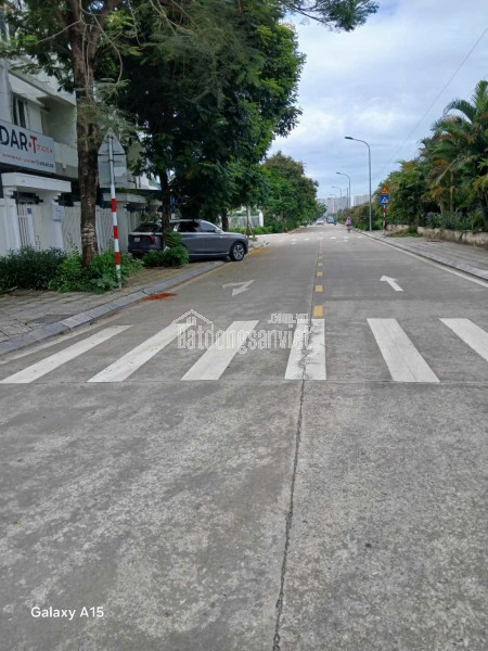 PHAN ĐÌNH GIÓT - 5 TÂNG - THANG MÁY - Ô TÔ NGỦ TRONG NHÀ- NHỈNH 13 TỶ