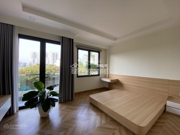 Nhà mới 90m2 - Có thang máy - Đủ nội thất - Giá 14.5 tỷ - Đường D4, Q7