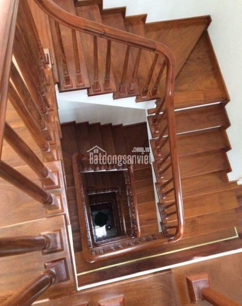 Mình cho thuê nhà mới, hai cửa đi, 97 m2_ 5T; vỉa hè, Minh Khai-30 Tr