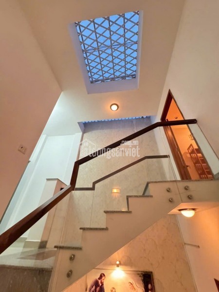 Giá Chỉ 7.x Tỷ TL! 65M² 4 Tầng/4pn Hẻm Xe Hơi, Lê Văn Thọ, NỞ HẬU TÀI LỘC!