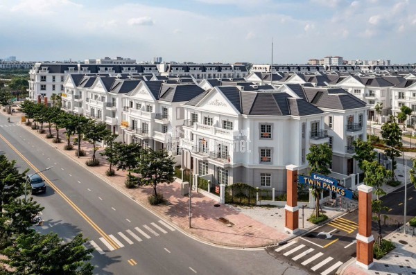 Bán suất ngoại giao liền kề Eurowindow Twin Parks Gia Lâm view công viên