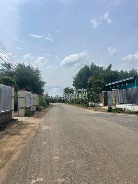 Nhà mới Bình Minh, 105m2 tc,đ thuê 3 tr/th, cạnh trường Trịnh Hoài Đức, Đồng Nai
