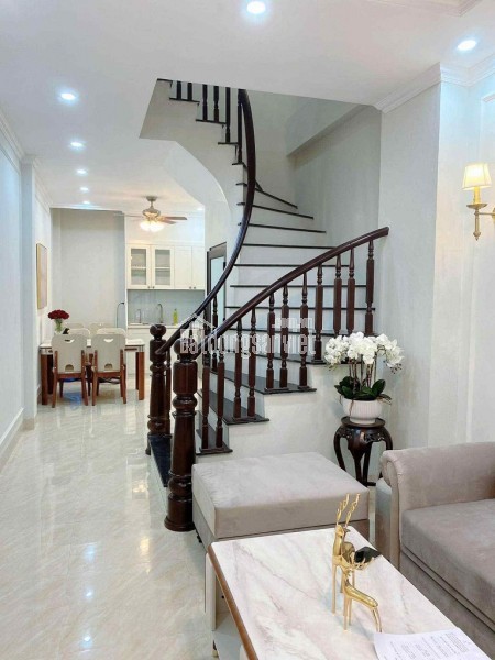 DO NHA TÂY MỖ - NHÀ ĐẸP DÂN XÂY - VF3 ĐỖ CỬA - GIÁ NHỈNH 5 TỶ