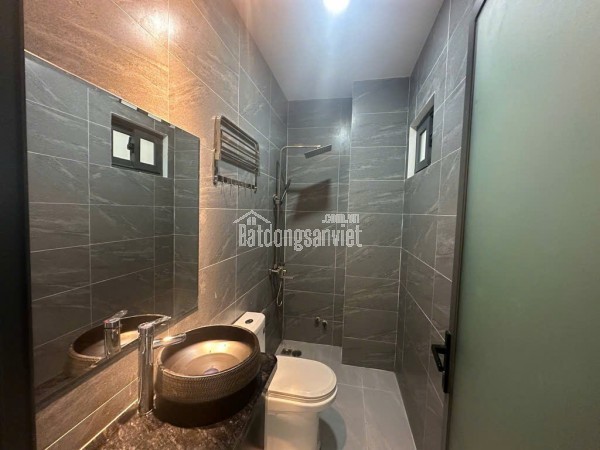 HXH 83m2 - Giá 7.5 tỷ - 4 tầng - 4PN - 1806 Huỳnh Tấn Phát - Nhà Bè