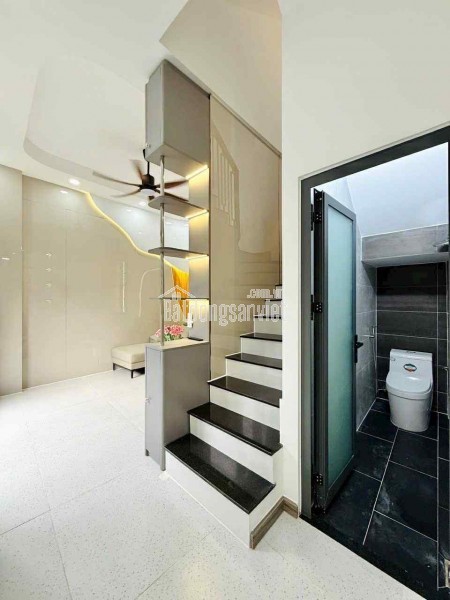 Bán nhà đường Quang Trung, Phường 11, Gò Vấp, giá chỉ 6.8 tỷ