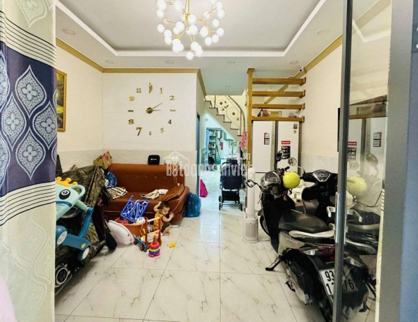 BÁN NHÀ MỚI - 46M2-3PN CHỢ PHẠM VĂN HAI - 5.7 TỶ CÒN TL