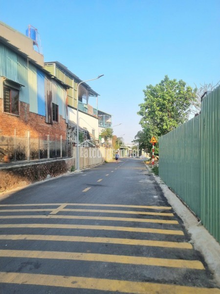 BÁN NHÀ CẤP 4 + ĐẤT NGANG 6.3M – GẦN CHỢ PHÚ AN – DĨ AN