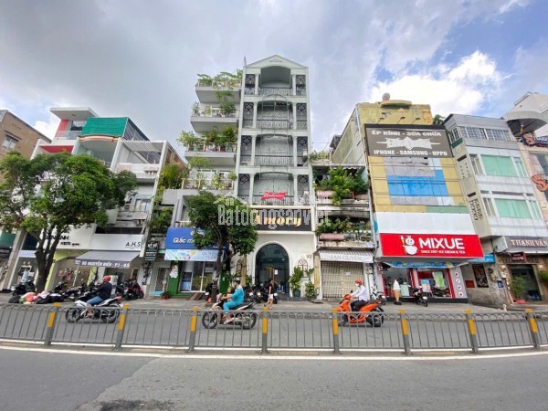 BÁN NHÀ PHỐ MẶT TIỀN NGUYỄN BIỂU – TRUNG TÂM QUẬN 5 – THU NHẬP ỔN ĐỊNH 66.000 USD/năm