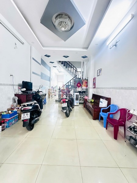 NHÀ 2 TẦNG - HƯƠNG LỘ 2 - HẺM XE HƠI - CHỈ NHỈNH 3 TỶ