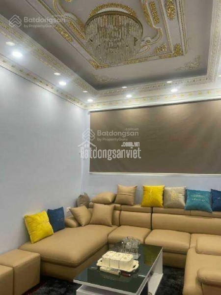 Hỗ trợ tạo nội dung tin đăng hấp dẫn, chuẩn SEO, tự động sinh mô tả dựa theo từ khóa