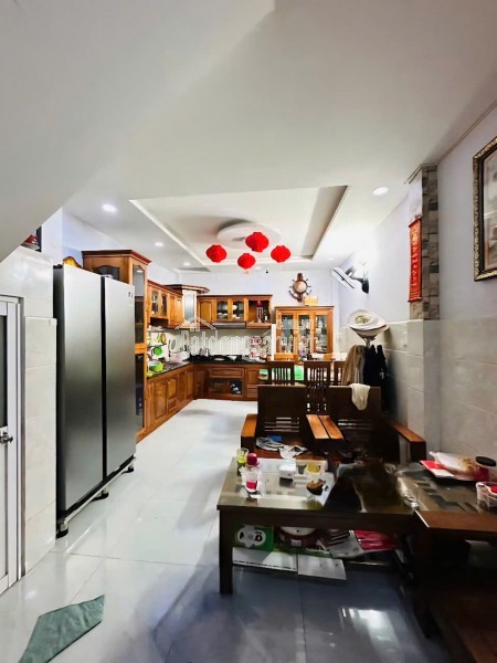 NGỠ KHÔNG CÓ NHÀ 4 TẦNG, NHỈNH 7 TỶ
AI NGỜ CÓ CĂN QUÁ ĐẸP, HXH, GẦN NGÃ 4 ÂU CƠ vs LẠC LONG QUÂN