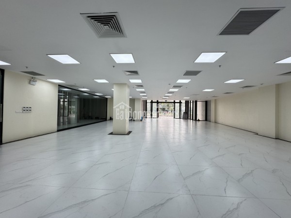 BÁN ĐẤT NGỌC THỤY LÝ SƠN – 94M² – Ô TÔ TRÁNH – VIEW SÂN BÓNG – GẦN PHỐ LÝ SƠN
🌟 Vị trí cực đẹp