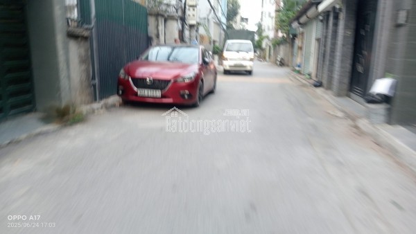 BÁN ĐẤT NGỌC THỤY LÝ SƠN – 94M² – Ô TÔ TRÁNH – VIEW SÂN BÓNG – GẦN PHỐ LÝ SƠN
🌟 Vị trí cực đẹp