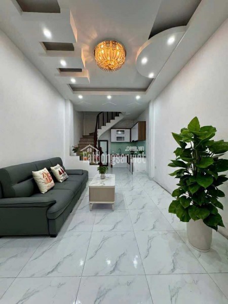 Nhà Phân Lô Gần Hồ Đền Lừ, 10m Ra Ô Tô Tránh Nhỉnh 7 Tỷ