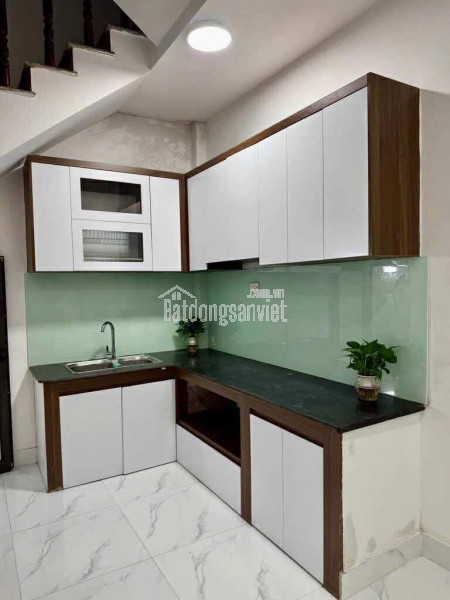 Nhà Phân Lô Gần Hồ Đền Lừ, 10m Ra Ô Tô Tránh Nhỉnh 7 Tỷ