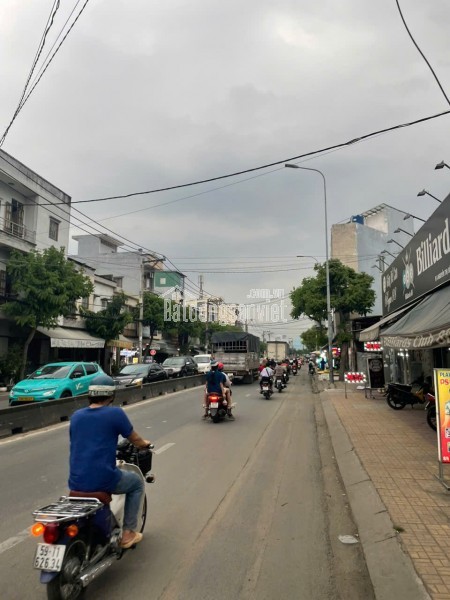 Bán nhà mặt tiền 6 tầng 6x30m giá 15 tỷ Đường Nguyễn Thị Sóc