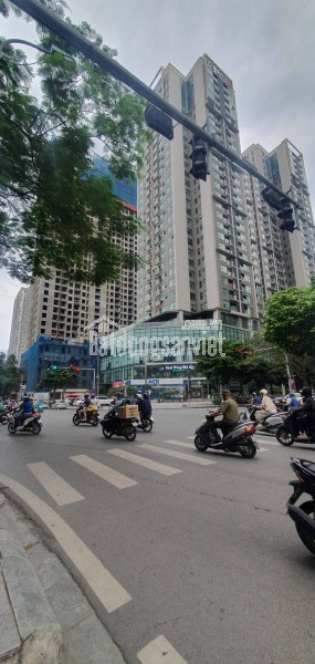 Bán chung cư 63 Ngụy Như Kon Tum, 76m2, 5.5tỷ