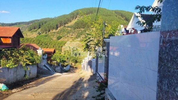 BÁN NHÀ SÂN VƯỜN THÔN 2 MÊ LINH LÂM HÀ - CÁCH CAFE MÊ LINH 1.5KM, ĐÀ LẠT 10KM - SỔ HỒNG TRAO TAY