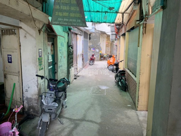 TÔI CẦN BÁN NHÀ PHÂN LÔ MẠC THÁI TỔ - Ô TÔ TRÁNH - KD VĂN PHÒNG ĐỈNH.