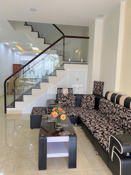 NHÀ HẺM CÁCH MẠNG THÁNG 8 GIÁ 1 TỶ 200 TRIỆU CÁCH HỒ XUÂN HƯƠNG 400M