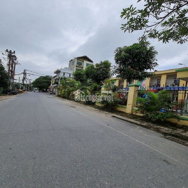 Bán Biệt Thự Đơn Lập Tặng 200m2 Đất Sổ Đỏ Tại Đa Tốn, Gia Lâm - GẤP LẮM RỒI!  Lh 0989894845