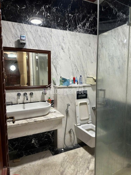BÁN NHÀ TRIỆU ĐÔ BÌNH THẠNH – 150M² – THUÊ 80TR/THÁNG – CHỈ 22 TỶ. Gần bến xe miền đông