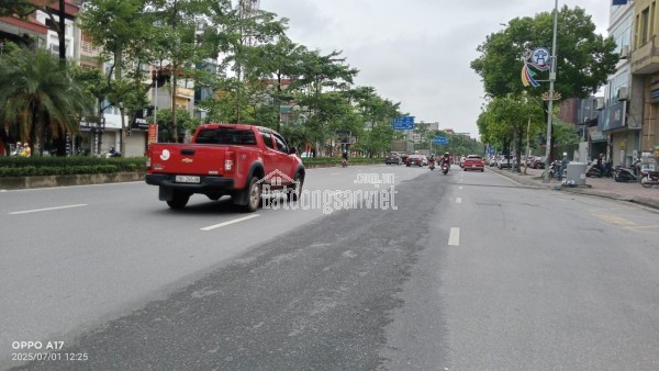 BÁN ĐẤT NGỌC THỤY - VỊ TRÍ ĐẮC ĐỊA TRUNG TÂM
📍 Diện tích: 176m²
📏 Mặt tiền: 7.6m – Hậu: