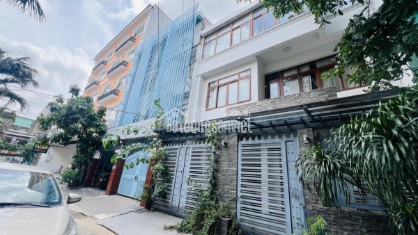 Bán Nhà Trung Tâm Bình Thạnh – Sát Vinhomes – 3 Lầu BTCT – Hẻm Rộng – 33 Tỷ