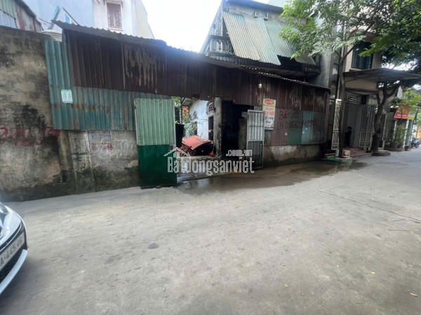 Bán nhà riêng tại KĐT Phù Khê, 2,7 tỷ, 50m2, mặt tiền 4m, pháp lý đầy đủ, uy tín!
Phù Khê, Phù